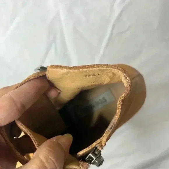 Steve Madden Trevur size 11 booties brown - Picture 7 of 8